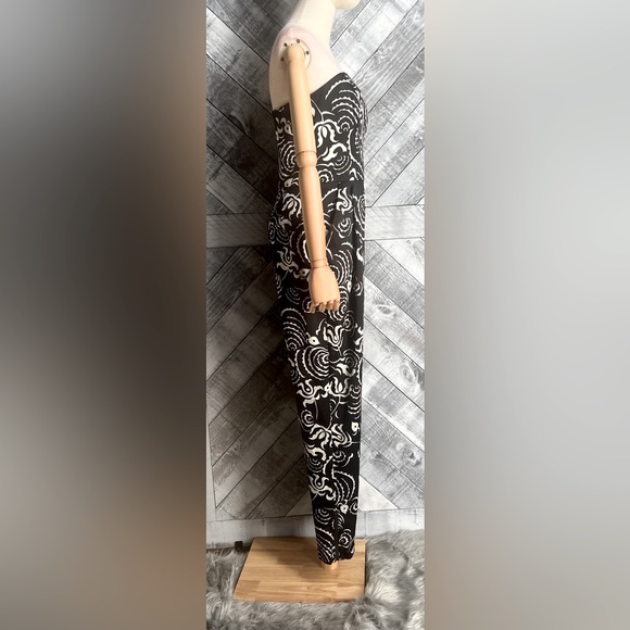 RACHEL ROY BLACK AND IVORY SATIN STRAPLESS JUMPSUIT - Picture 4 of 10